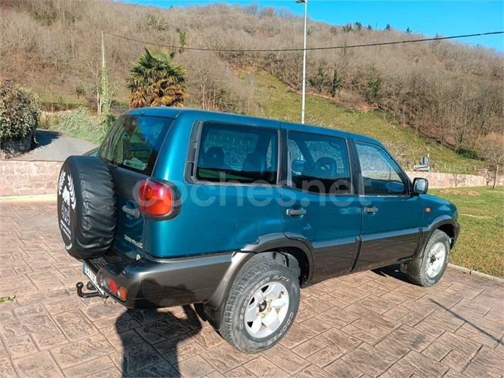 NISSAN Terrano II 2.7 TDi Comfort 5p