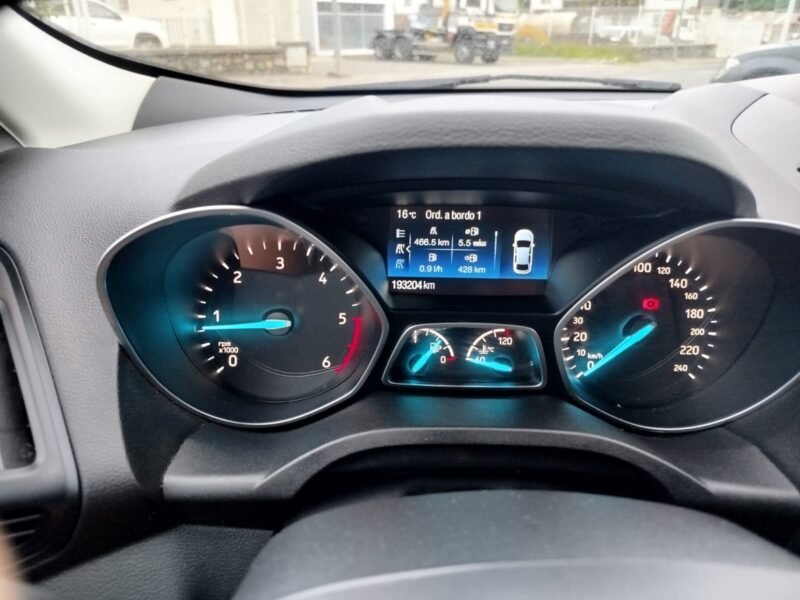 FORD KUGA 1.5 TDCi 120 4×2 ASS Titanium 5p.
